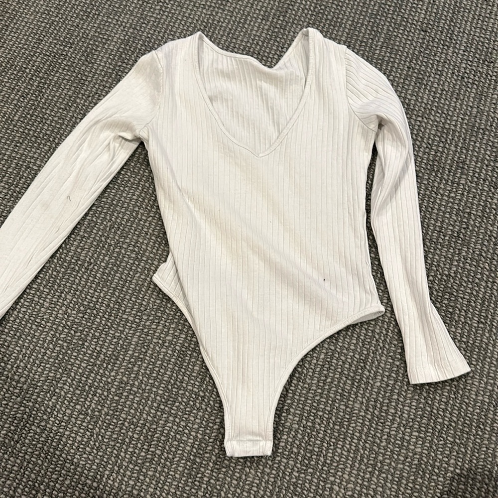 ribbed body suit in almost perfect condition